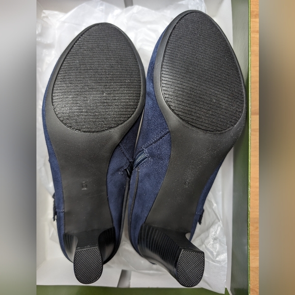 Coach and Four Booties Women's Size 6 Shootie Blue - Picture 5 of 8